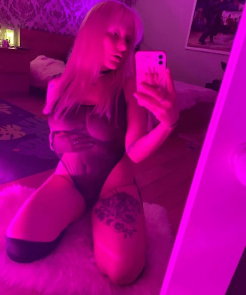 Приготовься к магическому путешествию в мир наслаждения и релаксации! 💋 У меня множество положительных отзывов от моих довольных клиентов, которые оценили мою индивидуальность и креативность. Я ухожена и стильна, фото соответствуют действительности. Жду тебя в Москве, чтобы сделать эту встречу особенной и незабываемой! 😍 Раиса